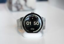 Google’s restricting its Wear OS Clock app to Pixel watches.
