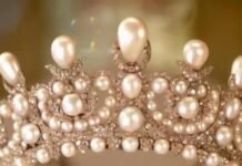 French police arrest two suspects in Louvre jewelry heist