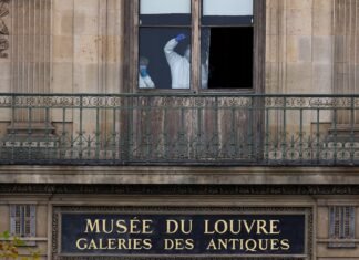 Two suspects in Louvre heist case arrested by French police, report says