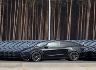 Automakers pool with EV makers to avoid EU emissions fines