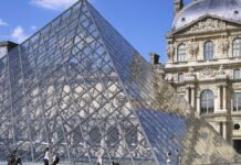 Two arrested in connection to jewelry heist at the Louvre