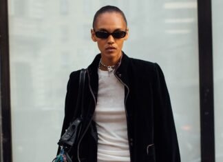 Forget Flats—Everyone With Good Taste Is Wearing These Boots With Jeans and a Jacket