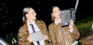 Being Offline Is The Hottest Party Trend This Fall