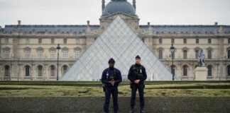 Here’s Everything We Know About That Insane Louvre Jewelry Heist