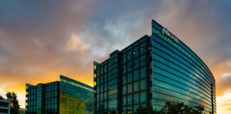 Undervalued and Profitable: This Magnificent Artificial Intelligence (AI) Stock Can Soar Higher After Skyrocketing 140% in 2025