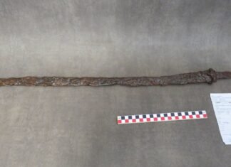 Exceptionally rare iron saber, arrowheads and jewelry discovered in seventh-century warrior’s tomb in Hungary