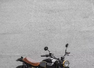 Triumph Scrambler Barbour Is a Masterclass in Bespoke Elegance From Sunny Portugal