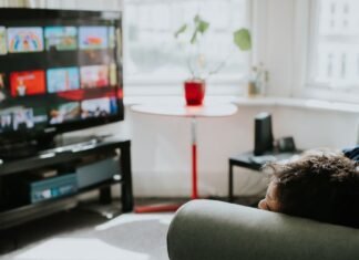 Anyone who watches TV may need to make change to protect eyesight