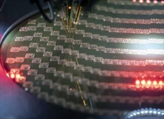 China’s AI Promise Lures Top Asia Fund Away From Korea, Taiwan