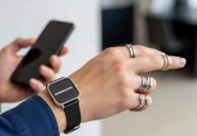 Ring watches: time on the finger, the 2025 watchmaking trend