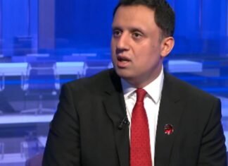 Anas Sarwar blames SNP for lack of Scottish visa – despite Labour’s block on plans