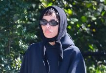 It’s Official: This Is the Specific Pant Trend and Color People Will Wear Instead of Jeans This Winter