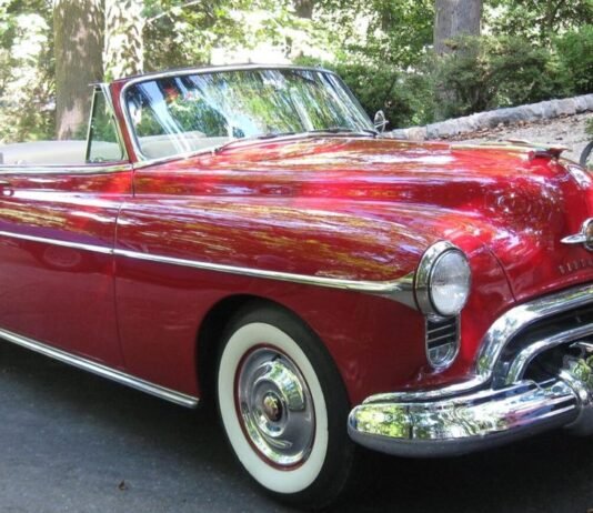 CLASSIC CLASSICS: 1950 Oldsmobile 88: Coupe convertible V-8