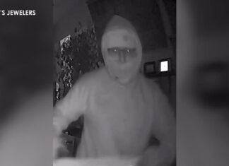 Anchorage jewelry store targeted in latest break-in
