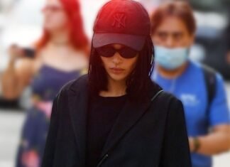 4 Years Later, This Chic Fall 2025-Coded Outfit From Zoë Kravitz Is Still On My Mind—Here’s How to Re-Create It