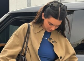 There You Have It: This Is the Flat-Shoe Trend to Wear With Winter 2025’s Most Popular Legging Color