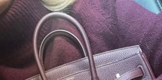 Dear PurseBop: Is The Kelly Pochette or Mini Kelly More
Popular Currently?