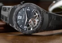 Introducing – The C by Romain Gauthier Carbonium
Edition