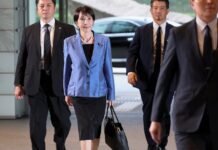 Japan’s Takaichi Handbag Causes Sell-Out, Echoes Thatcher’s Iconic Bag