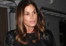 *Not* Blazers—The Anti-Trend Jacket Chic Women Over 50 Are Wearing With Skirts in Paris, L.A., and NYC