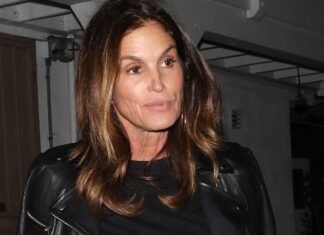 *Not* Blazers—The Anti-Trend Jacket Chic Women Over 50 Are Wearing With Skirts in Paris, L.A., and NYC