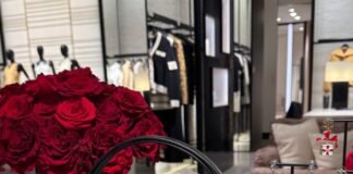 A Look at Chanel’s First Holiday Collection: Bags and More
Unwrapped (26X)