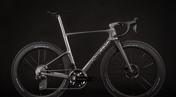 J.Laverack 3D-Printed Hits New Level in Aero Speedform Ti & AM64 Carbon Road Bikes