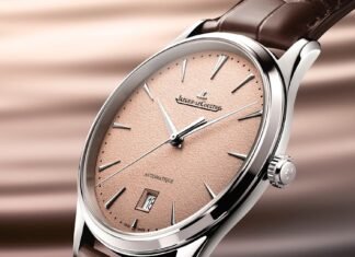 Jaeger-LeCoultre adds copper-toned grained dials to the
Master Ultra Thin Date and Moon models