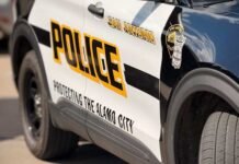 SAPD: Suspect arrested nude after hitting man with vehicle during jewelry store robbery on South Side