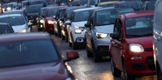 European car sales rise 4.9% in October, ACEA says