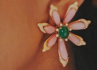 A New Generation of Indian Jewelers Is Blending Modern Designs With Traditional Craftsmanship