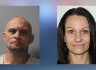 Cañon City police searching for two suspects in gun and jewelry burglary case