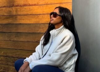 The Non-Black and Non-Boring Leggings Trend That Actually Looks Best With White Trainers