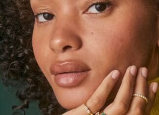 Pandora Has 40% off for Black Friday + Shop More Dazzling Jewelry Deals From Kendra Scott & Baublebar