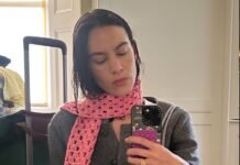 Alexa and Elsa Just Wore Winter’s Next Designer It Bag, And In the Season’s Breakthrough Colour Trend