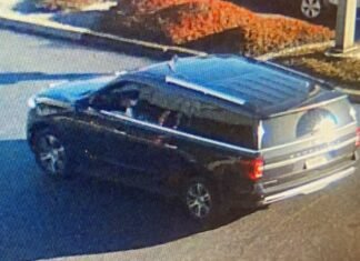 Elderly woman robbed of jewelry in Edmonds WinCo parking lot
