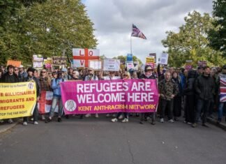 UK Labour to Let Authorities Take Jewelry From Asylum-Seekers as Part of Sweeping New Immigration Crackdown