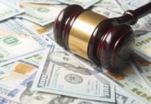 Beloved jewelry chain files for bankruptcy and closes stores across US