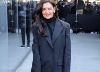 Katie Holmes’ $535 Curved Crossbody Style Is Trending — Copy the Look for Under $100