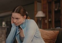 The Buccaneers’ Kristine Froseth Watches An Awkward Training Video In Pickleheads Clip