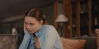 The Buccaneers’ Kristine Froseth Watches An Awkward Training Video In Pickleheads Clip