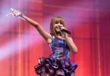 PinkPantheress Heard Plaid Was Back & Made It A Beauty Trend