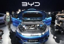 The government has set a goal to reorganize the entire automobile industry, including not only finis..