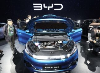 The government has set a goal to reorganize the entire automobile industry, including not only finis..