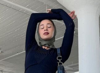 This Is the Low-Key Dress Trend Everyone Wears With Boots in the Winter