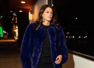 Kaia Gerber Confirmed It: Party Outfits Look Chicest With This Trending Heel Silhouette