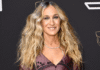 Sarah Jessica Parker Swaps Her Signature Fendi Baguette for the New Pickpocket-Friendly Peekaboo