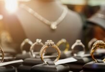 Longtime Family-Owned Jewelry Store To Close After 40 Years In Norwalk