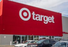 Shoppers Can’t Stop Talking About Target’s Mini Arched Jewelry Cabinet: ‘It’s Giving Everything’