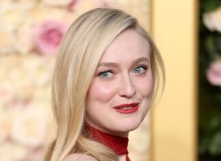 If Princess Diana Had a Margaux Bag, She’d Style It Like Dakota Fanning Just Did